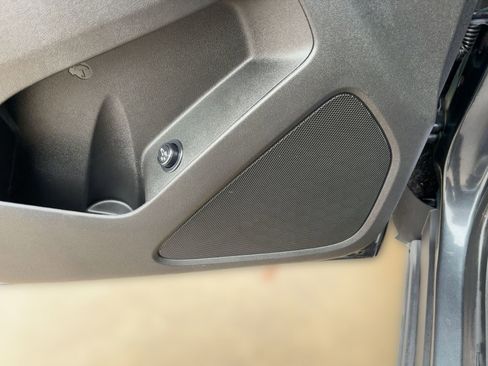 Used 2023 Chevrolet Equinox RS image 22