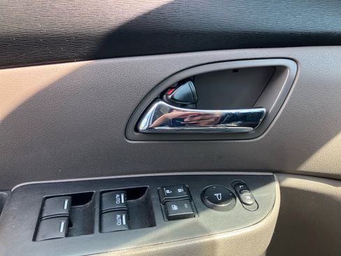 Used 2016 Honda Odyssey EX-L image 36