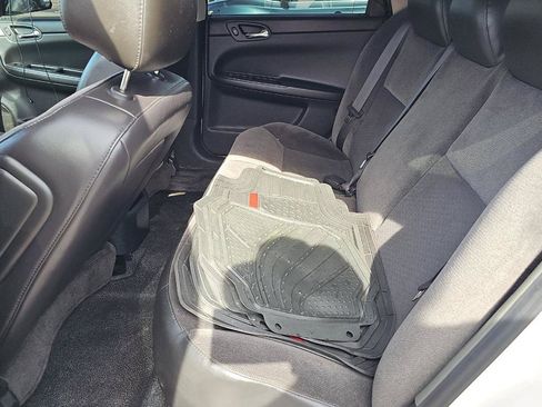 Used 2009 Chevrolet Impala Police FWD image 12
