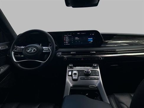 Used 2023 Hyundai Palisade Calligraphy image 16