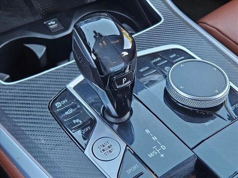 Used 2022 BMW X5 M50i image 12