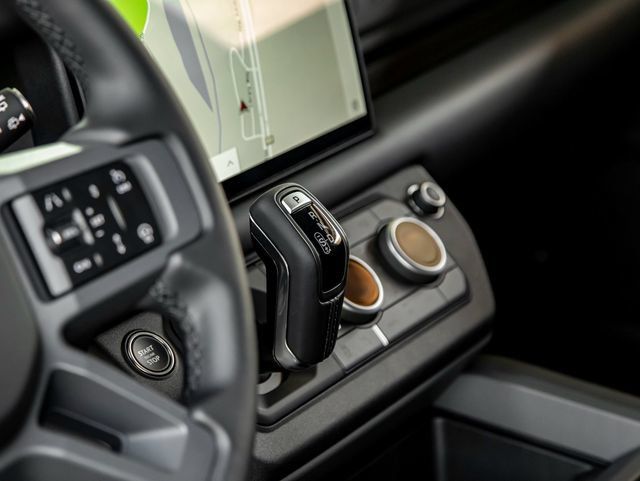 Used 2025 Land Rover Defender 110 S AWD/4WD image 27