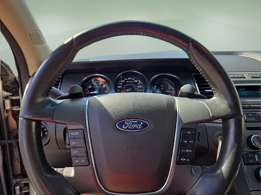 Used 2011 Ford Taurus SEL w/ 201A Rapid Spec Order Code FWD image 19