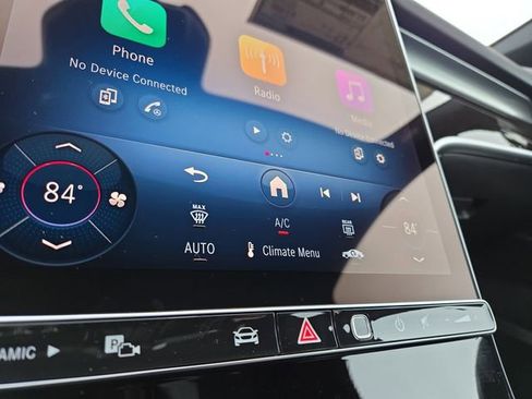 New 2026 Mercedes-Benz C 300 4MATIC Sedan image 14