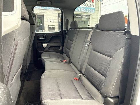 Used 2018 Chevrolet Silverado 1500 LT AWD/4WD image 12