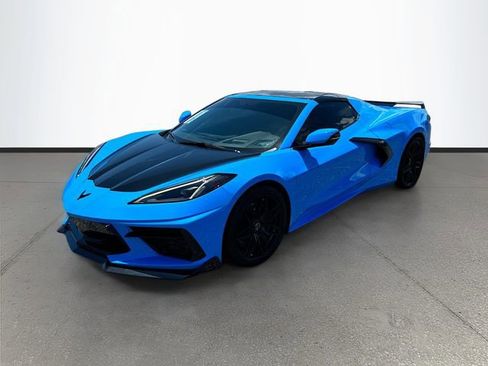 Used 2023 Chevrolet Corvette Stingray Premium Conv w/ Z51 Performance Package RWD image 3