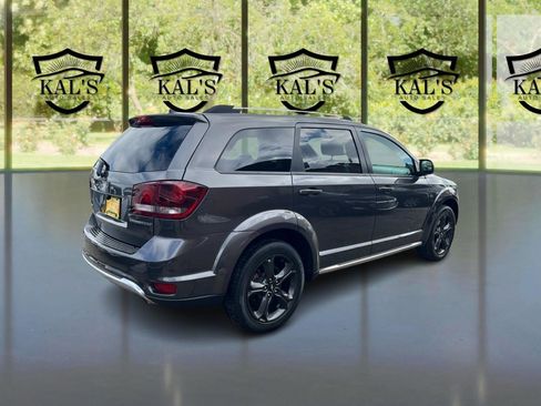 Used 2018 Dodge Journey Crossroad image 5
