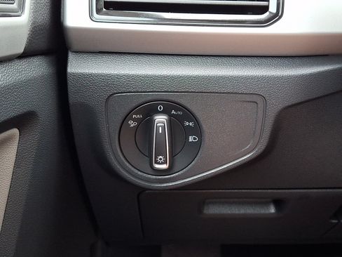 Certified 2022 Volkswagen Atlas SEL Premium AWD/4WD image 25