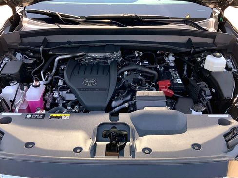 Used 2024 Toyota Grand Highlander FWD image 30