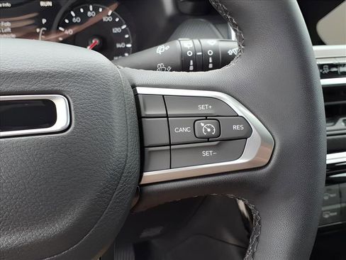 New 2026 Jeep Compass Latitude image 20