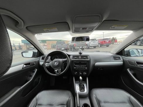 Used 2014 Volkswagen Jetta SE image 37