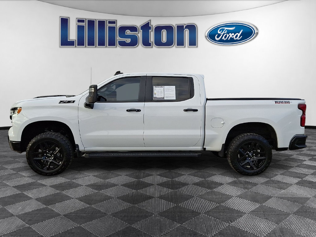 Used 2023 Chevrolet Silverado 1500 LT Trail Boss w/ Protection Package AWD/4WD image 8