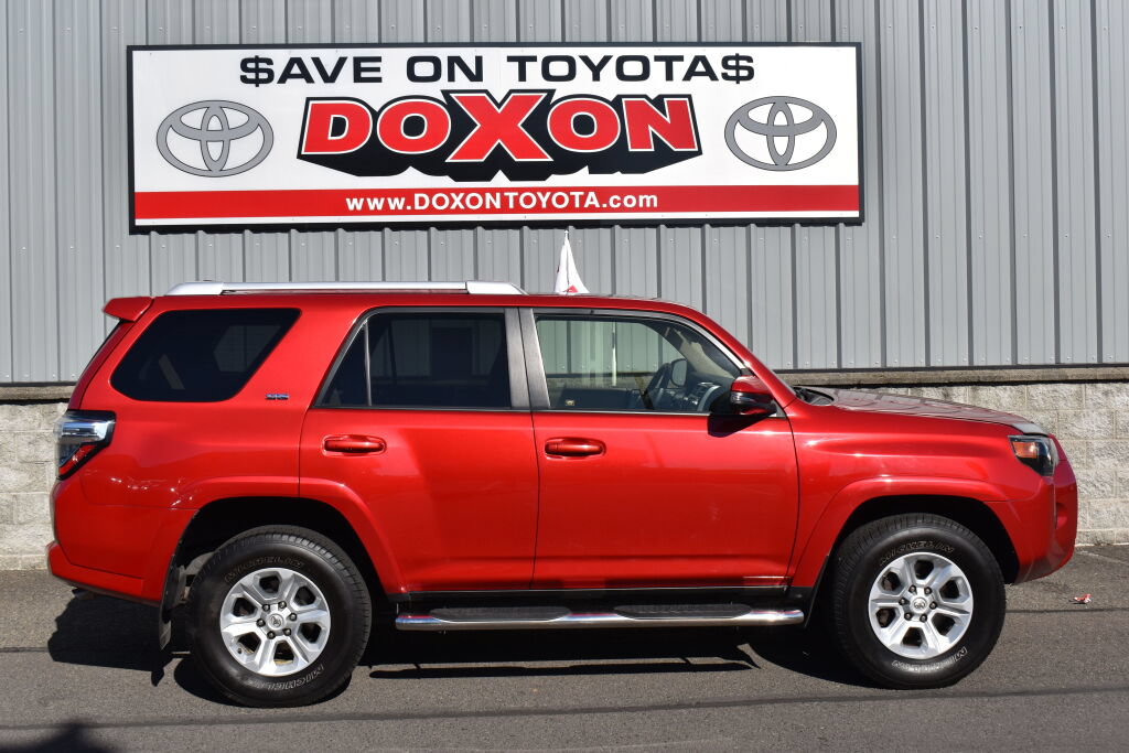 Certified 2018 Toyota 4Runner SR5 Premium AWD/4WD image 8