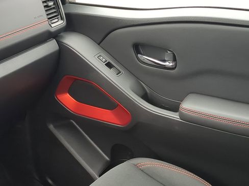 Used 2023 Nissan Frontier PRO-4X w/ Pro Convenience Package image 14