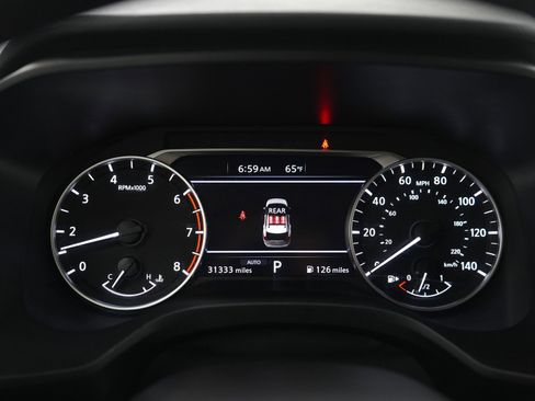 Used 2025 Nissan Rogue SV image 27