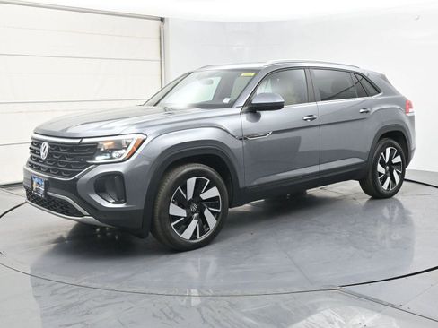 Used 2024 Volkswagen Atlas Cross Sport SE w/ Panoramic Sunroof Package AWD/4WD image 1