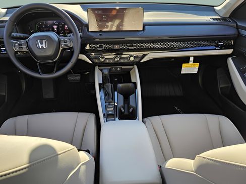 New 2025 Honda Accord EX-L image 13
