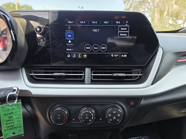 Used 2024 Chevrolet Trax RS w/ Driver Confidence Package FWD image 24