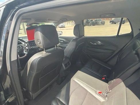 Used 2018 GMC Terrain SLT w/ Preferred Package FWD image 11