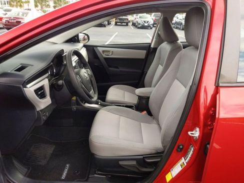 Used 2014 Toyota Corolla LE image 16