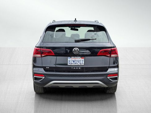 Used 2022 Volkswagen Taos SE image 5