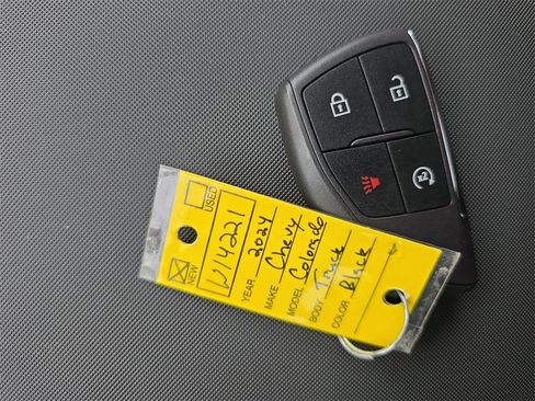 Used 2024 Chevrolet Colorado Z71 w/ Z71 Convenience Package 2 image 37