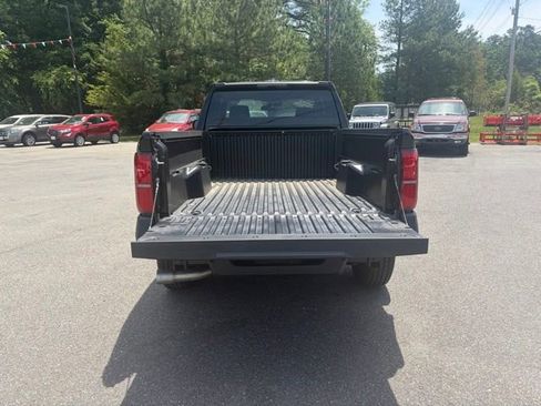 Used 2024 Toyota Tacoma SR RWD image 16