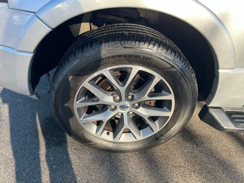 Used 2017 Ford Expedition EL XLT w/ Equipment Group 202A image 12