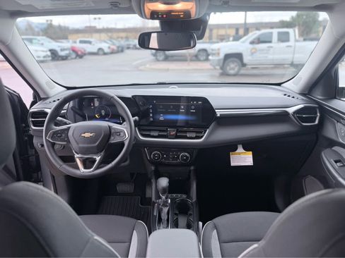 New 2026 Chevrolet TrailBlazer LT image 38