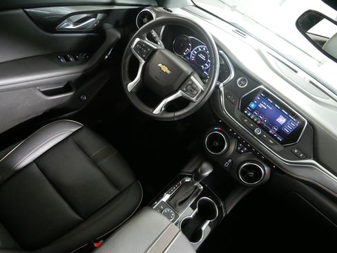 Used 2022 Chevrolet Blazer Premier image 9