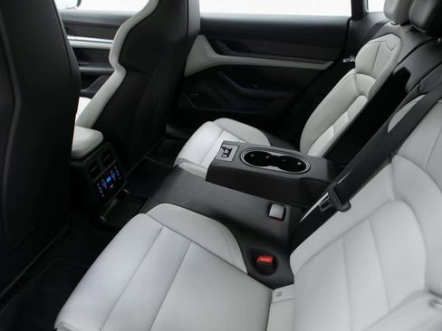 Certified 2024 Porsche Taycan GTS image 30