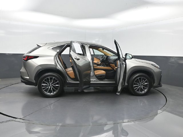 Used 2025 Lexus NX 250 FWD w/ Accessory Package (Z1) image 38