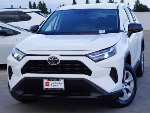 Certified 2024 Toyota RAV4 LE AWD/4WD image 5