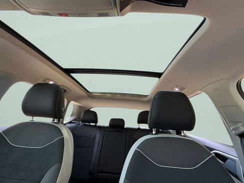 New 2026 Volkswagen Taos SE image 43