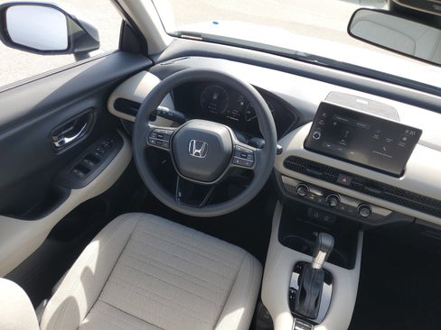 New 2026 Honda HR-V LX image 14