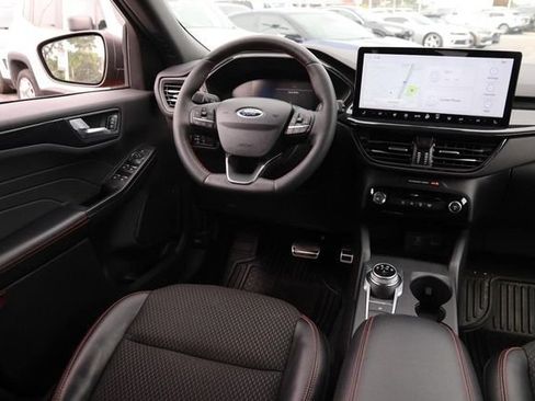 Used 2023 Ford Escape ST-Line w/ Tech Pack #1 FWD image 22