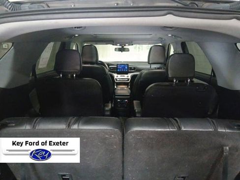 Certified 2022 Ford Explorer XLT w/ Equipment Group 202A AWD/4WD image 17