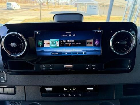 New 2025 Mercedes-Benz Sprinter 2500 image 16