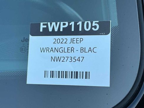 Used 2022 Jeep Wrangler Sport AWD/4WD image 28