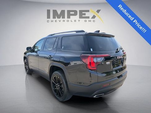 Used 2023 GMC Acadia SLE w/ Driver Convenience Package FWD image 3