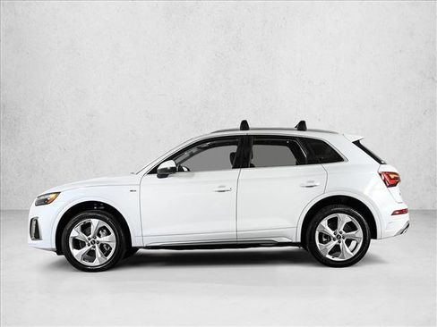 Used 2023 Audi Q5 2.0T Premium Plus w/ Premium Plus Package AWD/4WD image 9