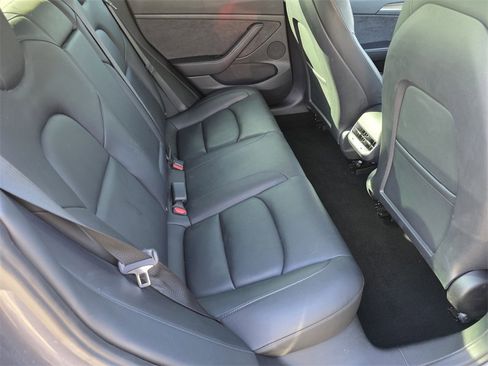 Used 2022 Tesla Model 3 Long Range image 25