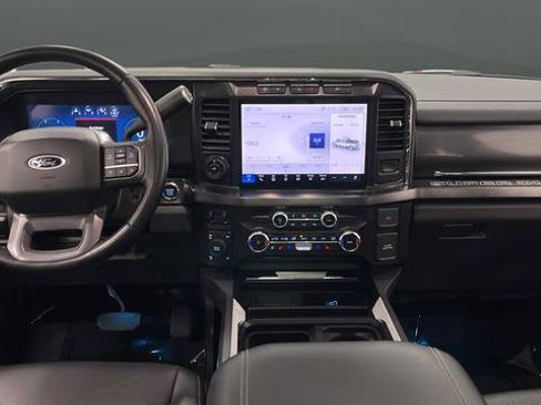 Used 2024 Ford F250 Lariat w/ Lariat Ultimate Package AWD/4WD image 13