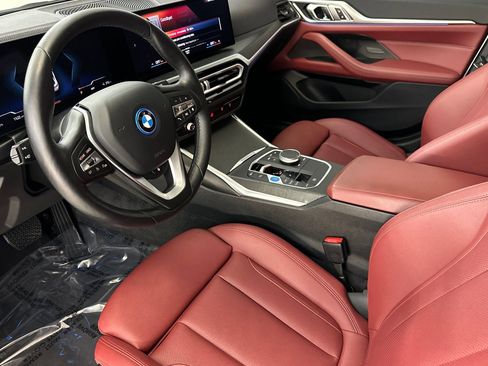 Certified 2023 BMW i4 eDrive40 w/ Premium Package image 4