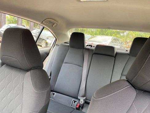 Used 2022 Toyota Corolla LE FWD image 26