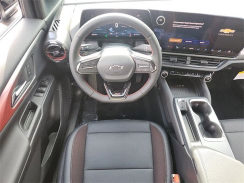 New 2026 Chevrolet Equinox EV RS image 10