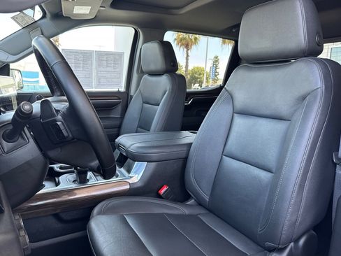 Used 2023 Chevrolet Silverado 1500 RST w/ Convenience Package II RWD image 5