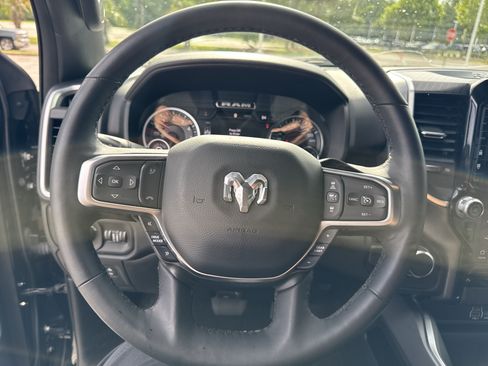 Used 2025 RAM 1500 Big Horn RWD image 17