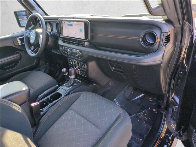 Used 2026 Jeep Gladiator Mojave AWD/4WD image 21