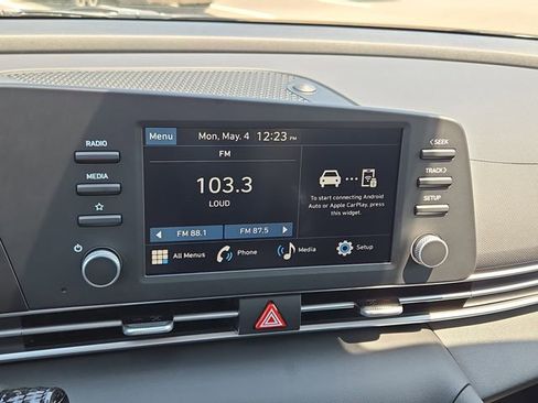 New 2026 Hyundai Elantra SE FWD image 10